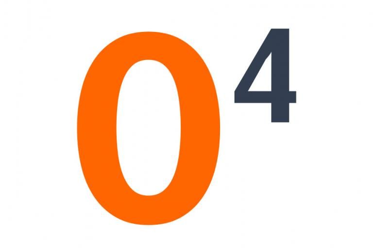 Dikke, oranje, hoofdletter O met een zwart cijfer 4 ernaast, in superscript